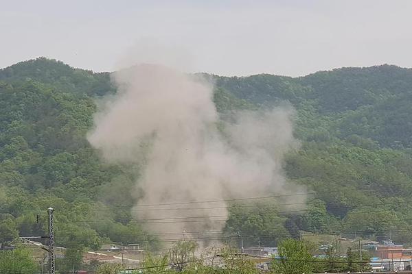 半岛在线体育网相关推荐2”