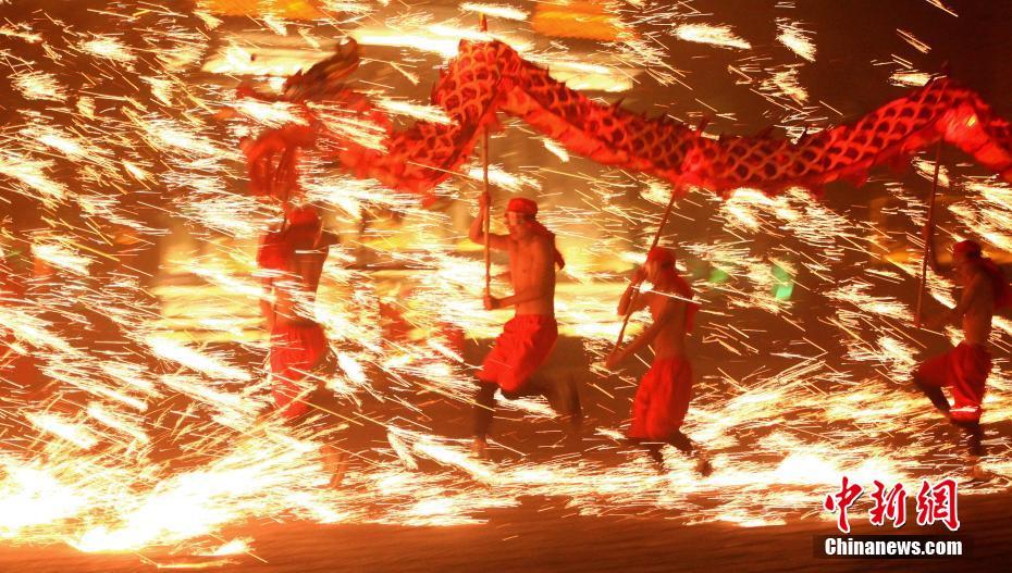 亚新官网平台登录-浙大女生23年前写的励志标语火了