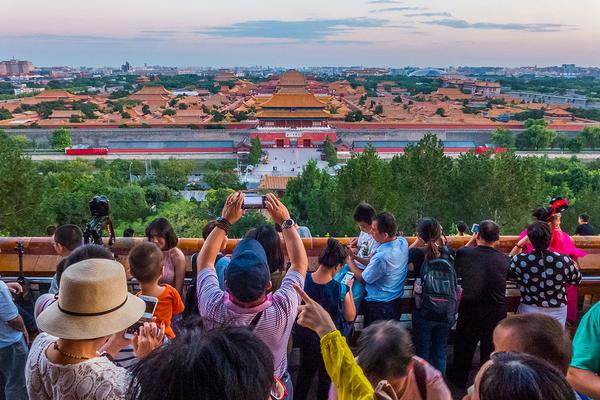 半岛网页版登录入口-智己L6统统标配