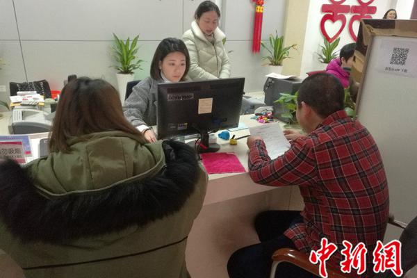 千亿官网登录入口-华为门店回应P70先锋计划